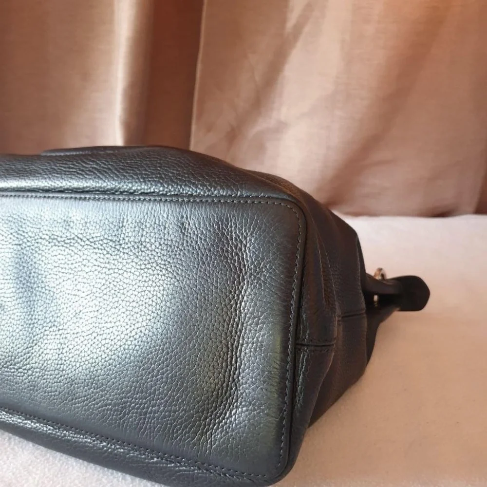 Gucci Soho Black Pebbled Leather Hobo Shoulder Bag Crossbody Tassel